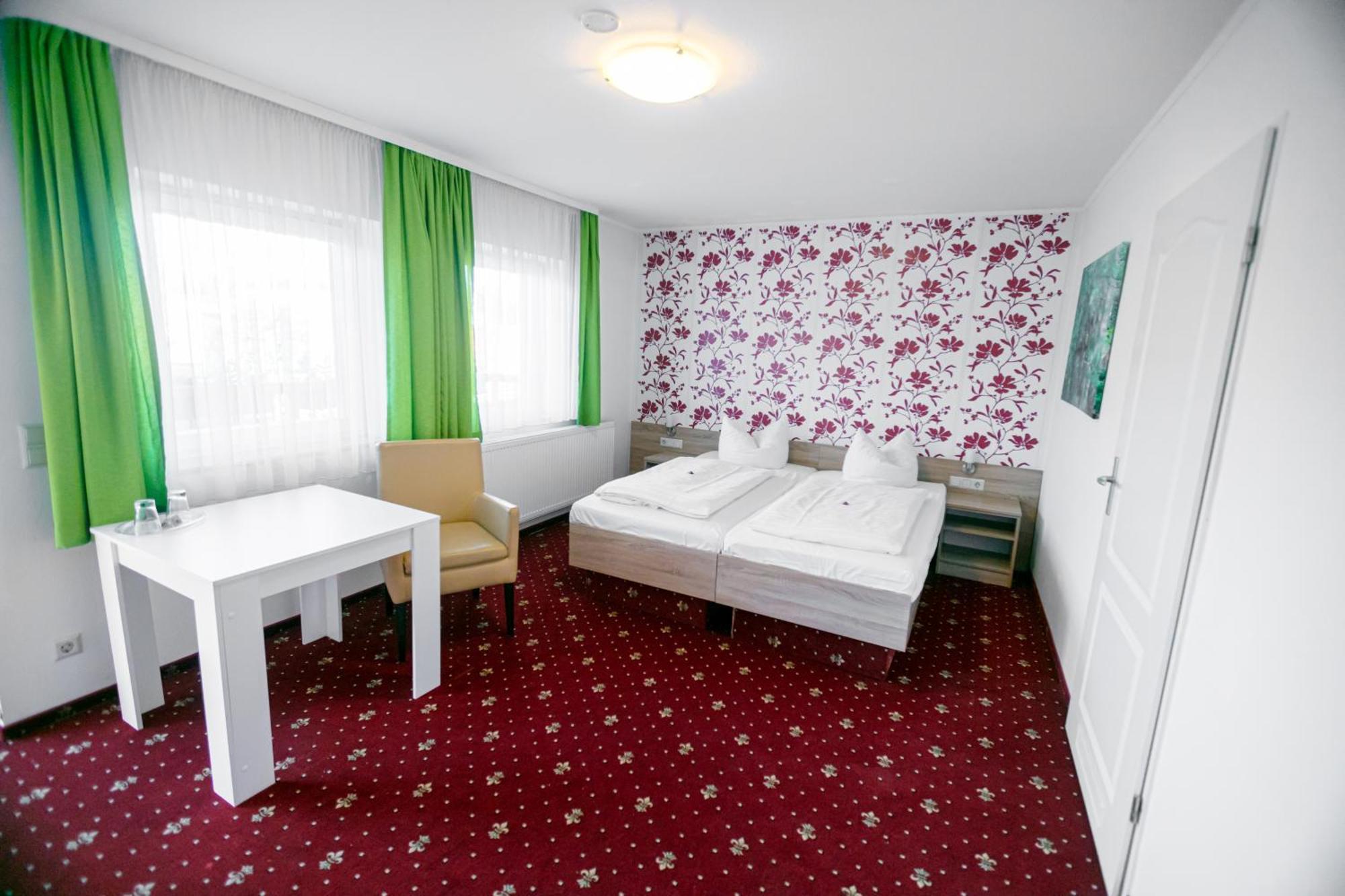 Hotel Zum Goldenen Loewen Peitz Kültér fotó