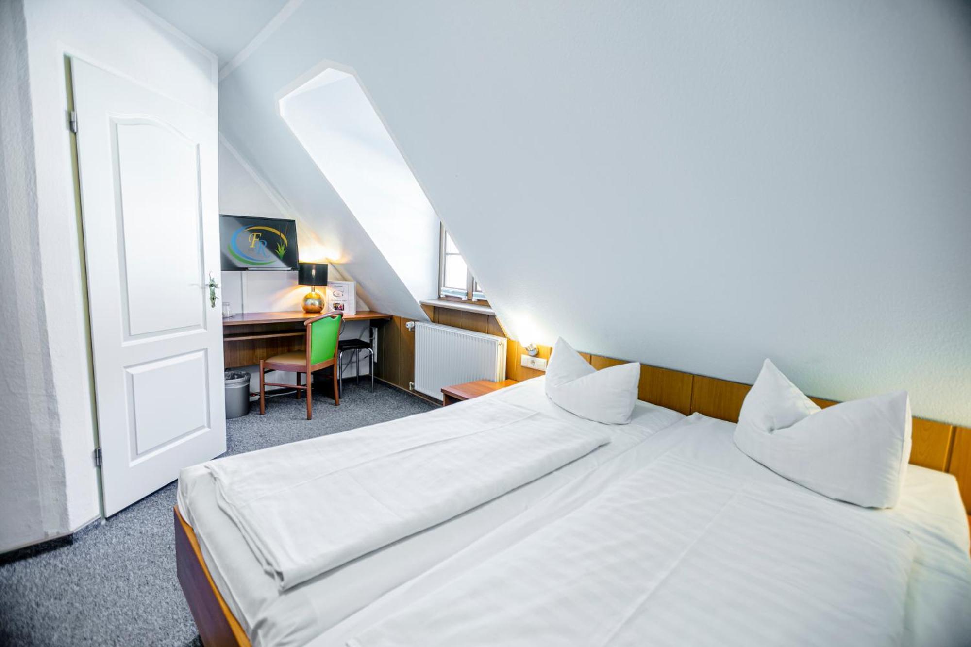 Hotel Zum Goldenen Loewen Peitz Kültér fotó