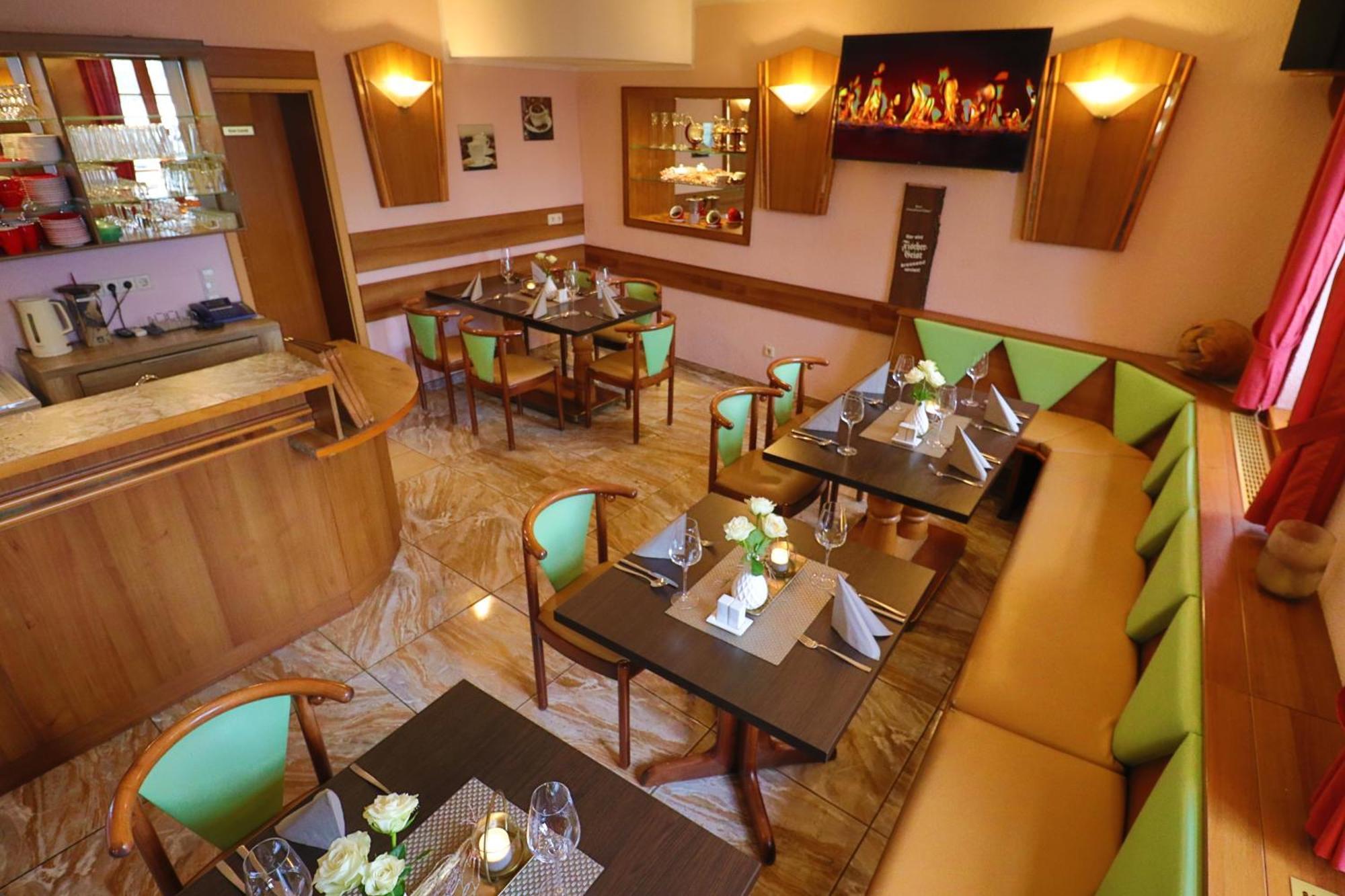 Hotel Zum Goldenen Loewen Peitz Kültér fotó